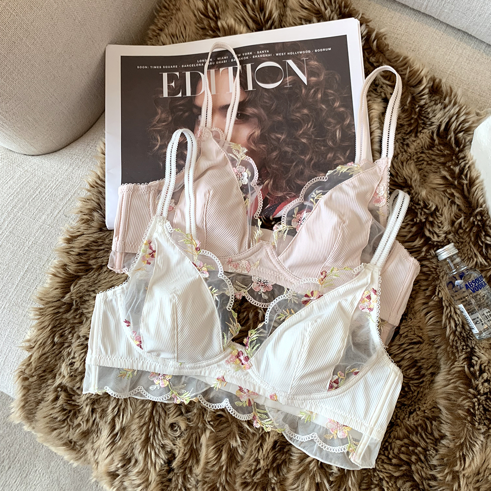 【Thin Sponge Bra】Felicia