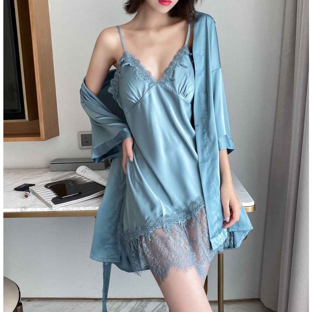 【睡衣 PAJAMAS】Mandy 法式蕾丝睡裙 Lace Sleeping Dress 两件套 冰丝吊带睡裙+冰丝睡袍