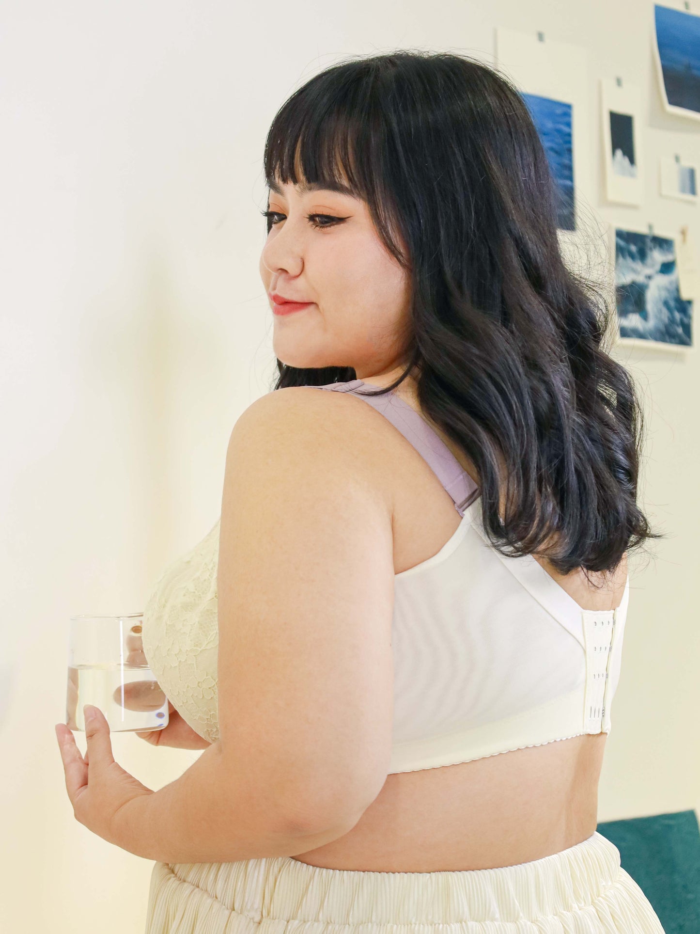【Corrective Bra】Ferlyn