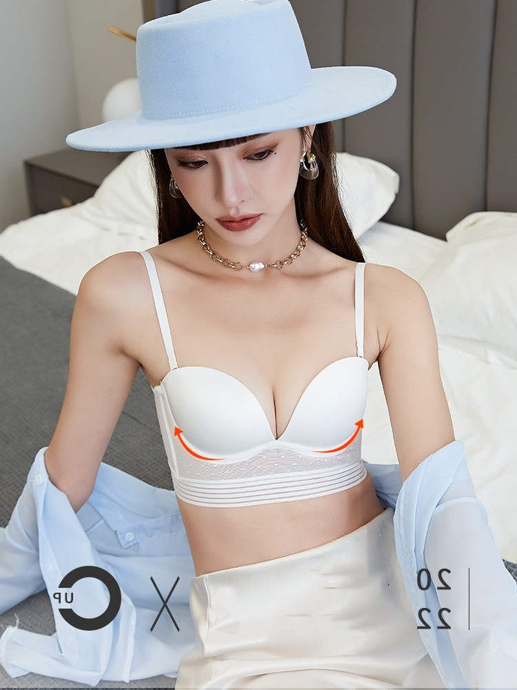 Model Close up Dearie & Co Push Up Lower Back Bra